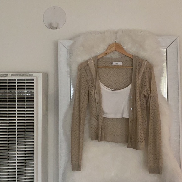 • § Millennium Glitter Cardigan • Mango Gold Stitch Sweater § • - Picture 4 of 5